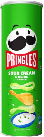 Pringles Sour Cream and Onion Flavour Chips (107 g) - Image 6